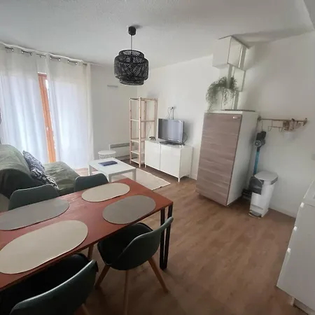 Apartment Vue Sur Les Pyrenees 4pers Aux Pieds Des Pistes Ax-les-Thermes